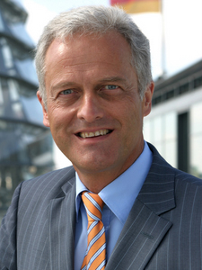Bundesverkehrsminister Peter Raumsauer (CSU) (Foto: www.peter-raumsauer.de)